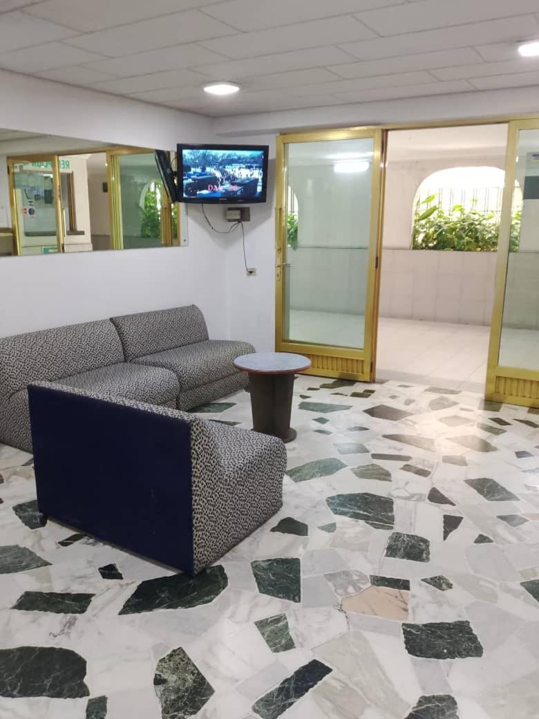 Hotel Ritz *